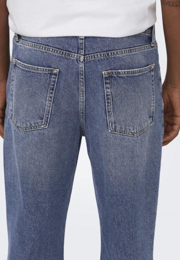 Свободные джинсы