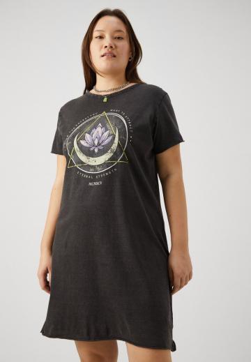 Короткое платье