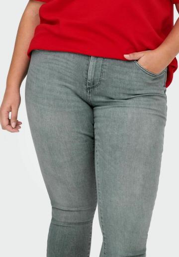 Узкие джинсы