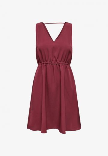 Короткое платье