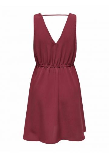 Короткое платье