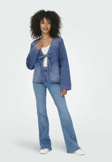 Джинсовая жилетка