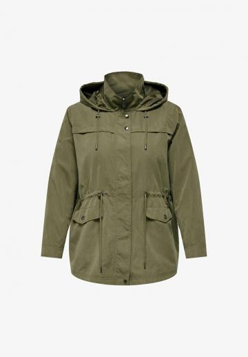 Куртка с накладнымит карманами