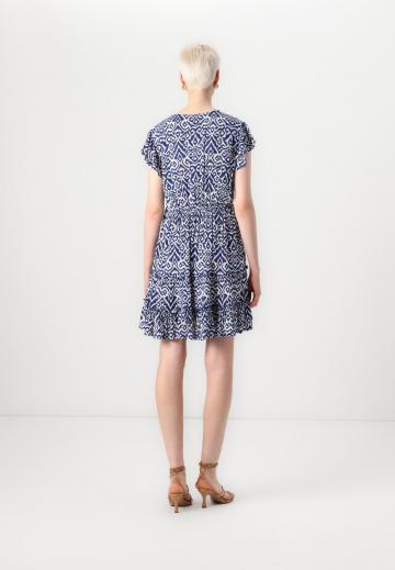 Короткое платье