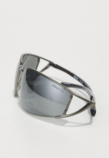 Солнечные очки