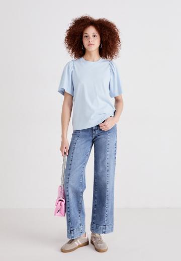 Свободные джинсы