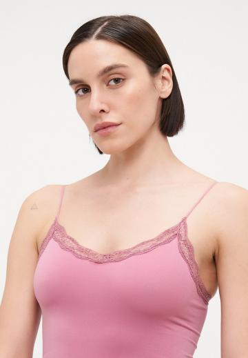 Топ на бретельках