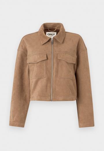 Блейзер с накладными карманами