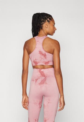 Бюстгальтер без косточек