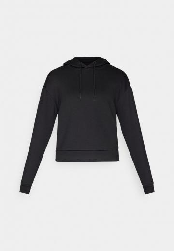 Спортивная толстовка