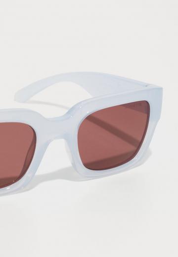 Солнечные очки