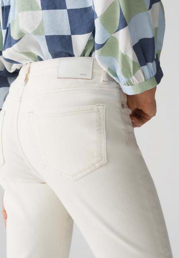 Короткие джинсы