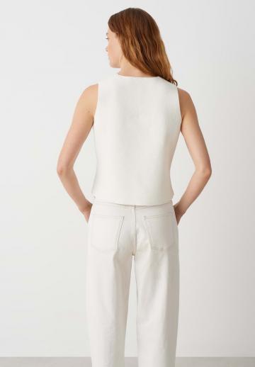 Джинсовая жилетка