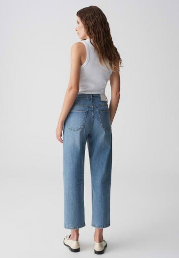 Короткие джинсы