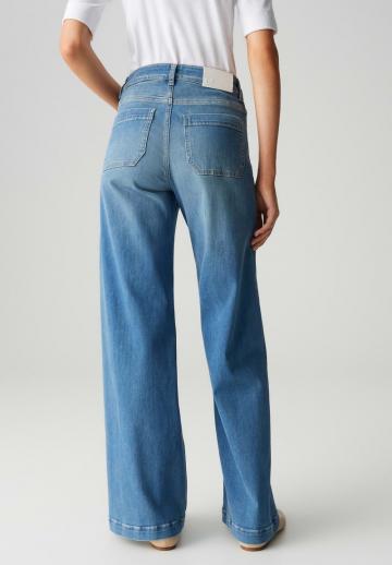 Клешеные брюки