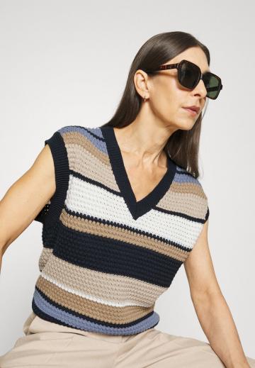 Пуловер с коротким рукавом