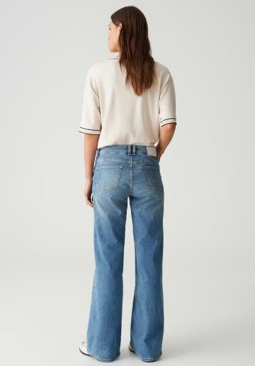 Прямые джинсы