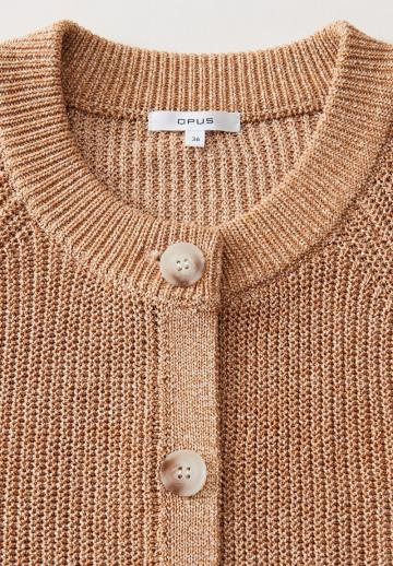 Вязаная кофта