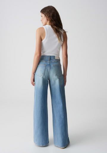 Клешеные брюки