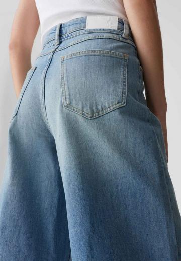 Клешеные брюки