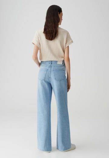 Клешеные брюки