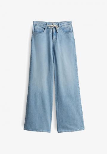 Клешеные брюки