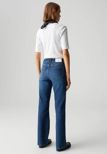 Клешеные джинсы