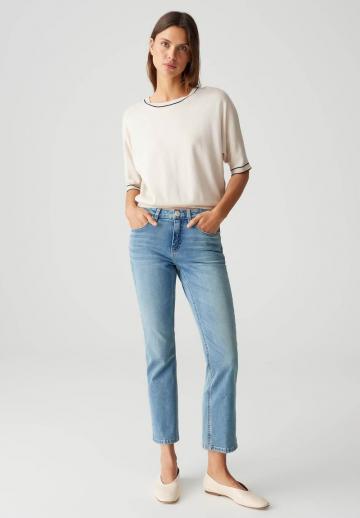 Клешеные джинсы