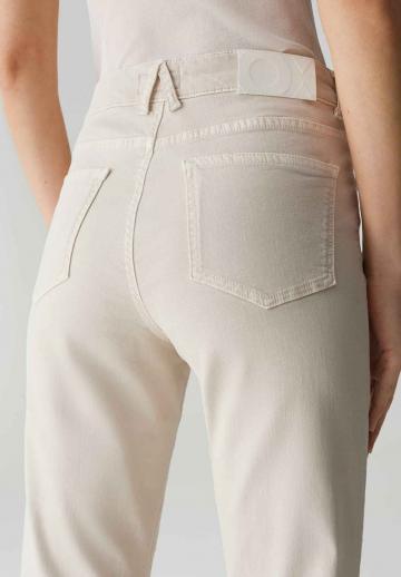 Короткие джинсы