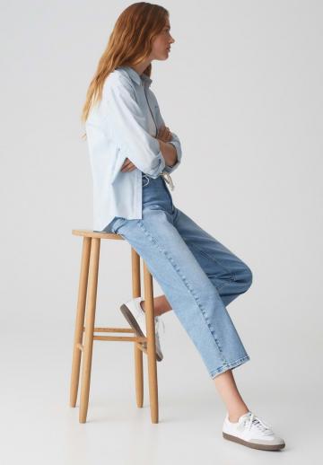 Короткие джинсы