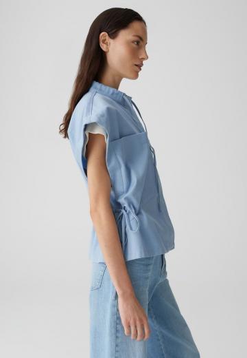 Куртка с накладнымит карманами