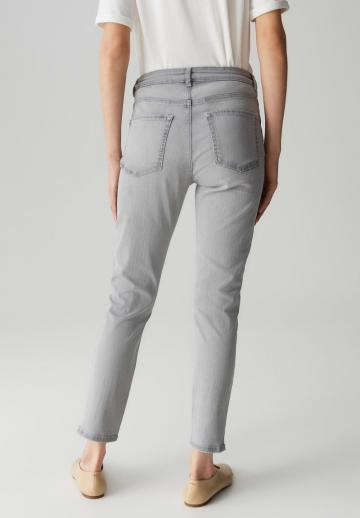 Короткие джинсы