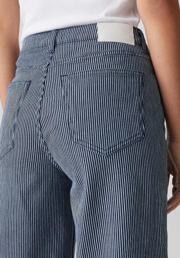 Свободные джинсы