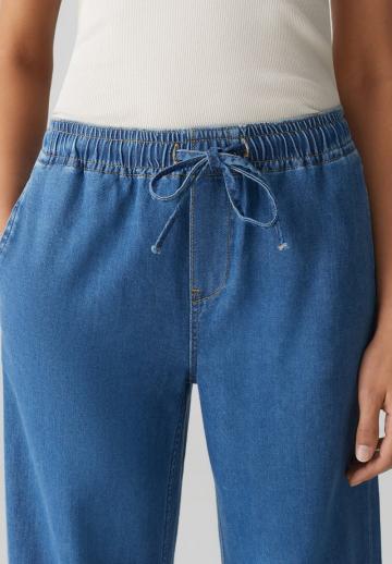 Клешеные брюки