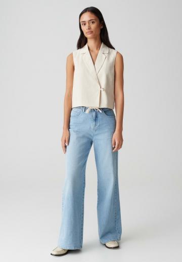 Джинсовая жилетка