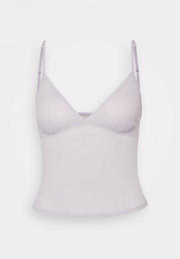 Топ на бретельках