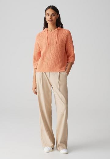 Пуловер с капюшоном