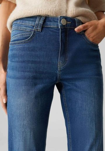 Клешеные джинсы