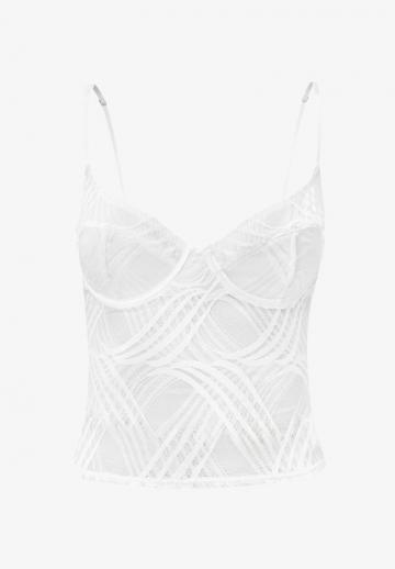 Топ на бретельках