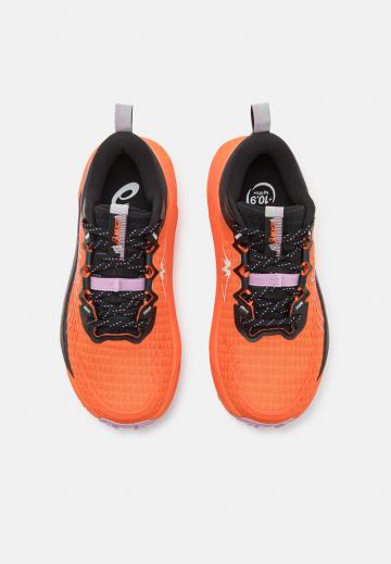 Беговые кроссовки