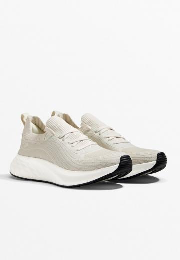 Беговые кроссовки