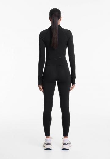 Спортивная куртка