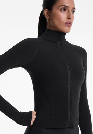 Спортивная куртка