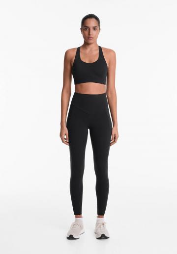 Спортивные штаны