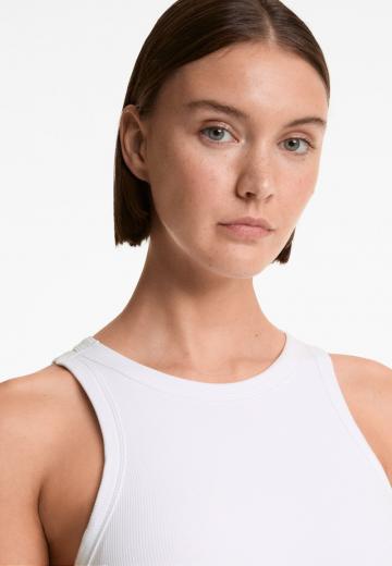 Спортивный топ