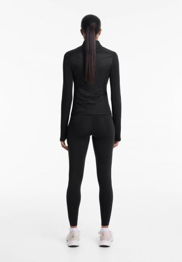 Спортивная куртка