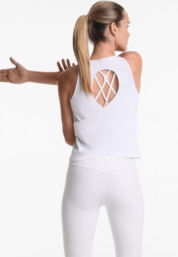 Спортивный топ