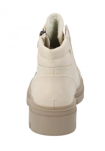 Ботинки на шнуровке