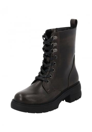 Ботинки на шнуровке