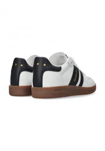 Тренировочные кроссовки